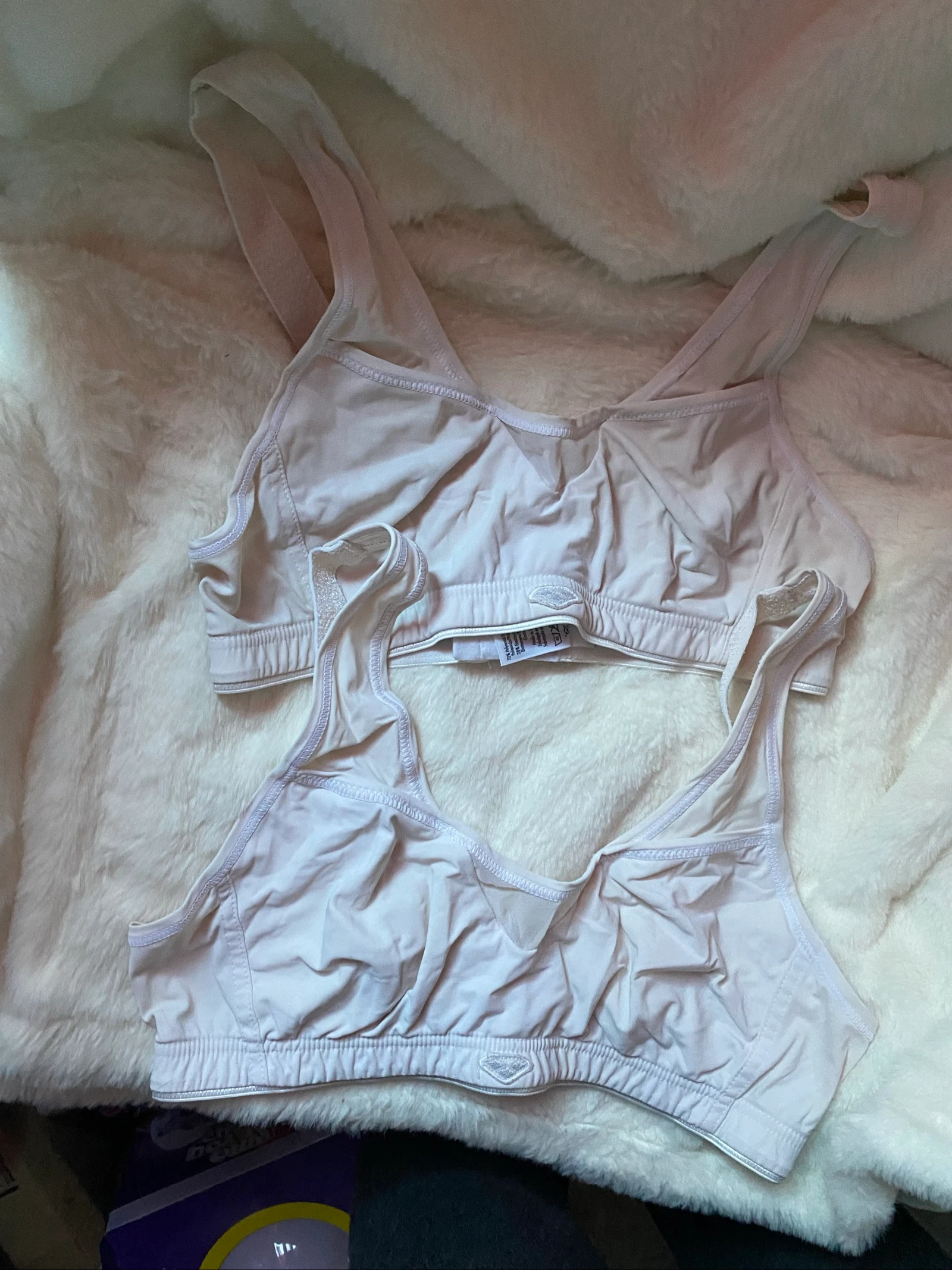 Lot de deux brassières Arena taille 85B et taille 85C